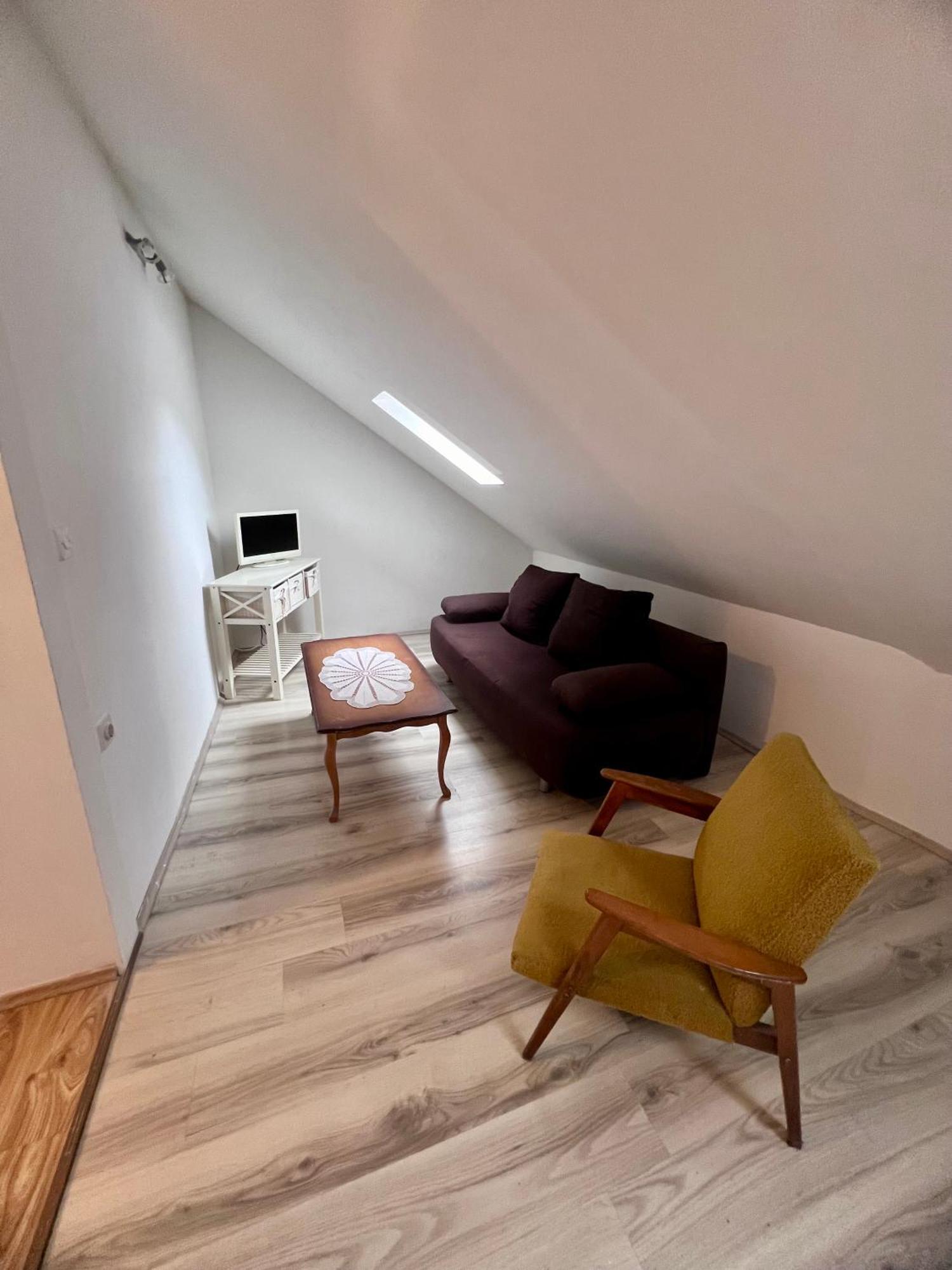 Apartments Tudor Nikola Хвар Экстерьер фото